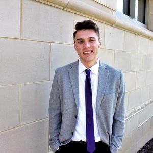 Meet your Posher, Adam